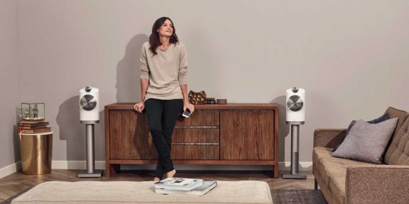 Bowers & Wilkins Formation Duo