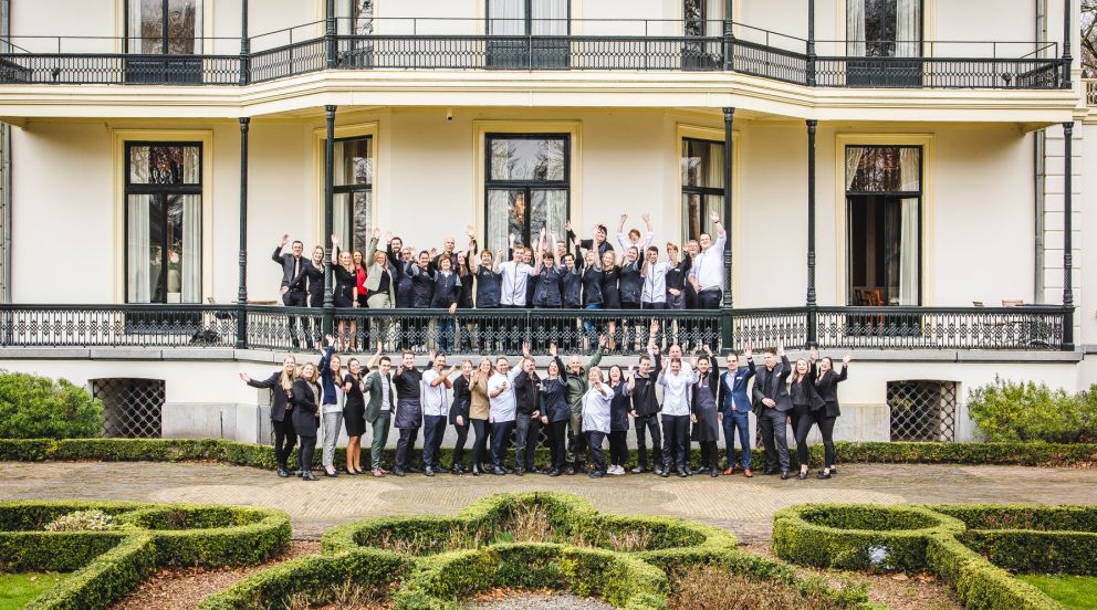 Header personeelsfoto Kasteel De Vanenburg 0 FBNL