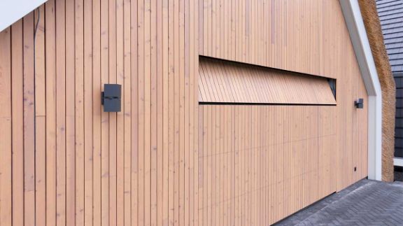 houten-garagedeur-schuurwoning-25-1
