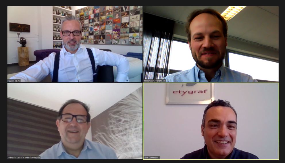 The deal between Etygraf and MPS was closed in a virtual meeting in times of COVID-19. top-left: Félix Prieto, Grupo Impryma, top-right: Niels van Groenendaal, MPS. bottom-left: Javier Gonzalez, Grupo Impryma, bottom-right: José Carrasquer, Etygraf
