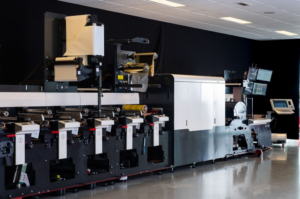 MPS provides flexo, offset and hybrid printing presses