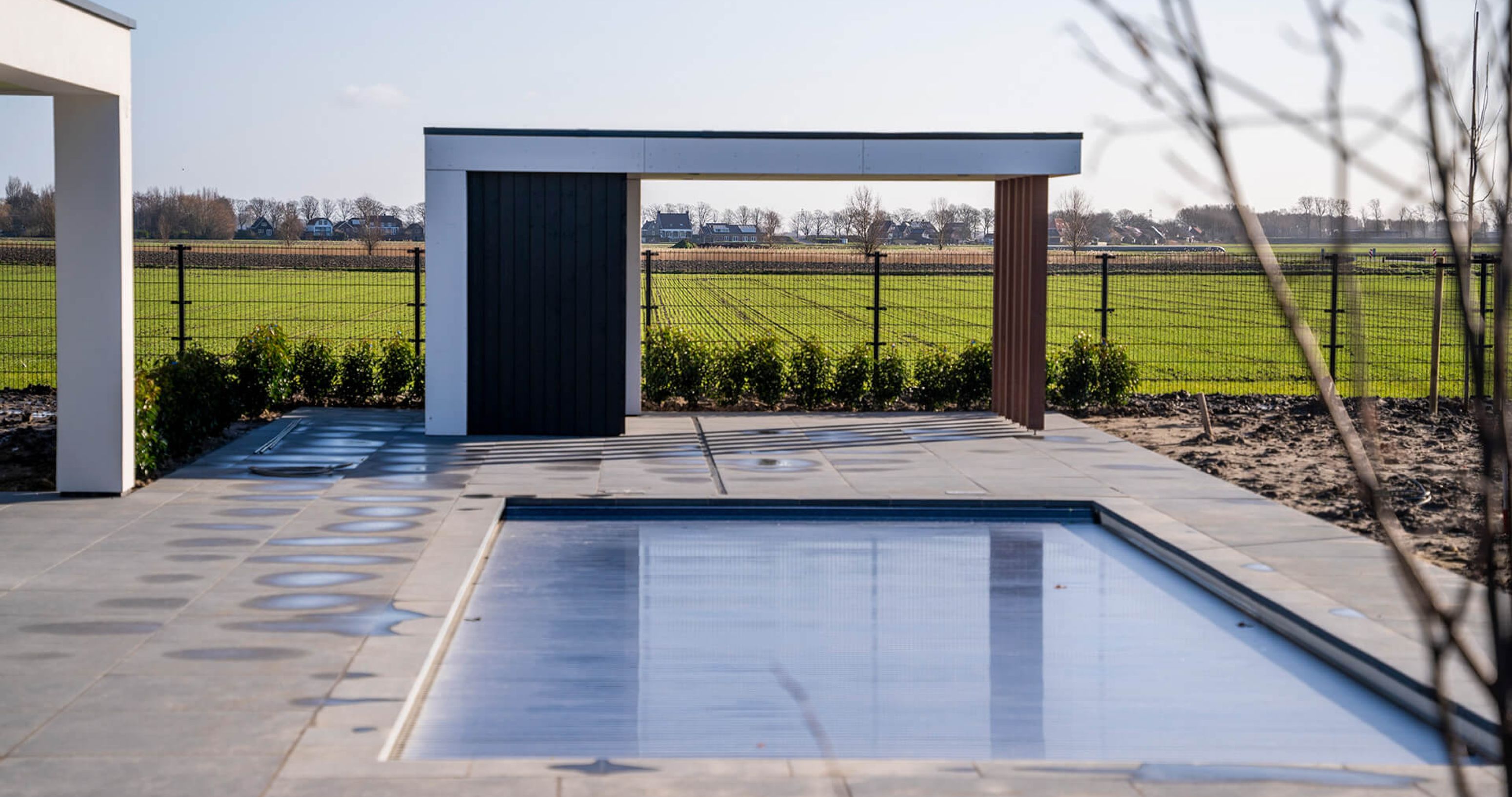 Poolhouses
