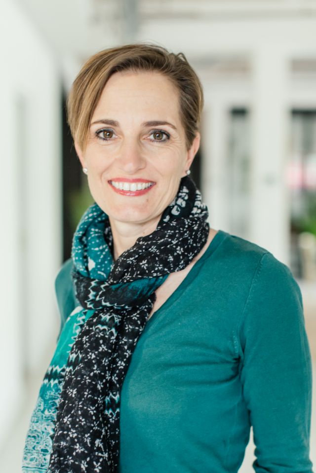 4M-foto's-11.jpg Annemieke de Jong.jpg